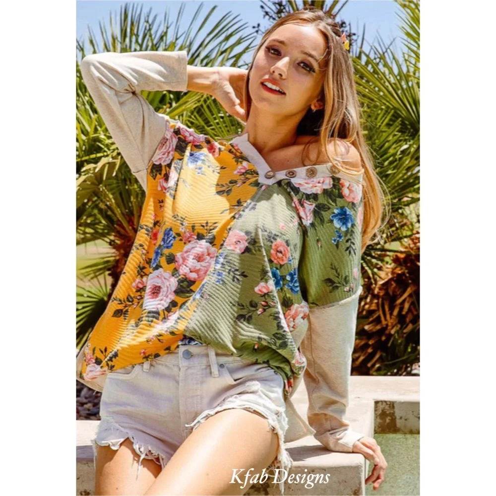 ❤️LAST ONE! V Neck Floral Soft Color Block Henley Top! - Picture 10 of 15